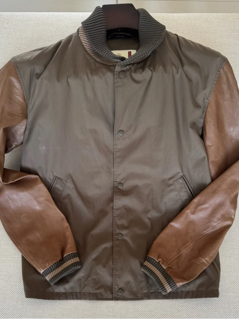 GUCCI MEN’S TWO TONE BOMBER LEATHER AND CANVAS JACKET